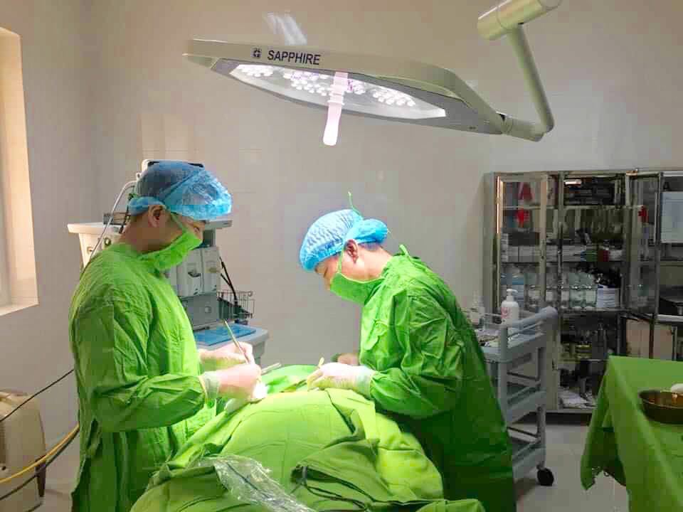 TTYT huyện Thanh Sơn phẫu thuật thành công ca bệnh tinh hoàn lạc chỗ