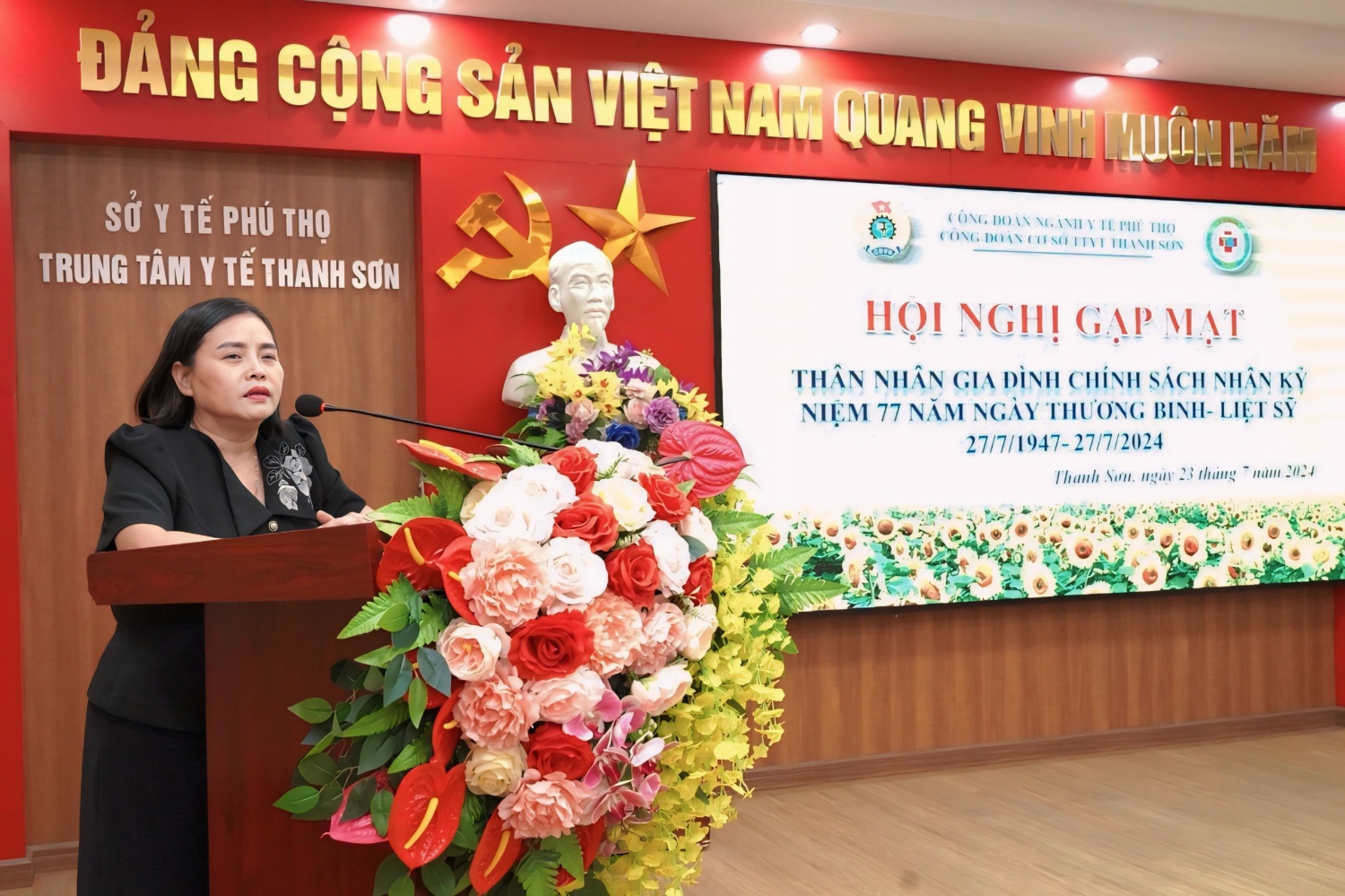 BSCKII. Nguyễn Thị Ngọc Hoa - Giám đốc Trung tâm Y tế